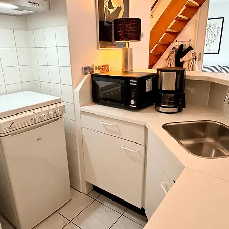 Ferienhaus De Korre 10 *