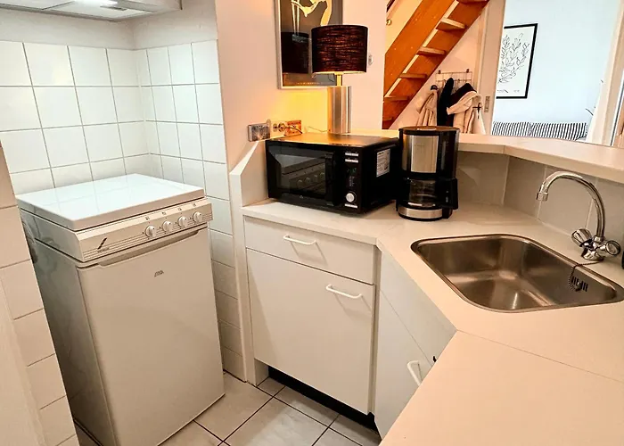 Ferienhaus De Korre 10 *